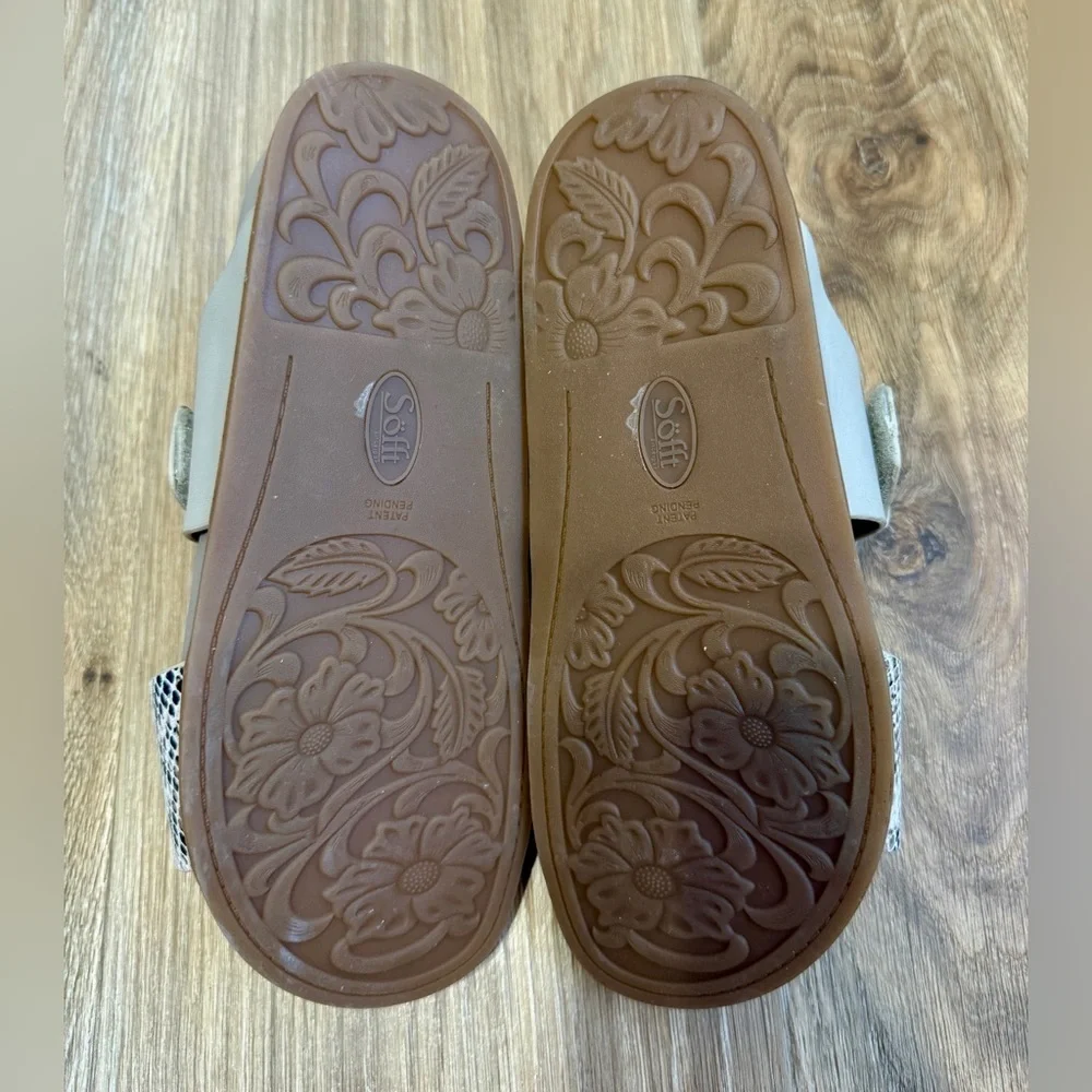 Söfft Dual Strap Slide Sandals Snake Print Leather Size 7.5 LNC